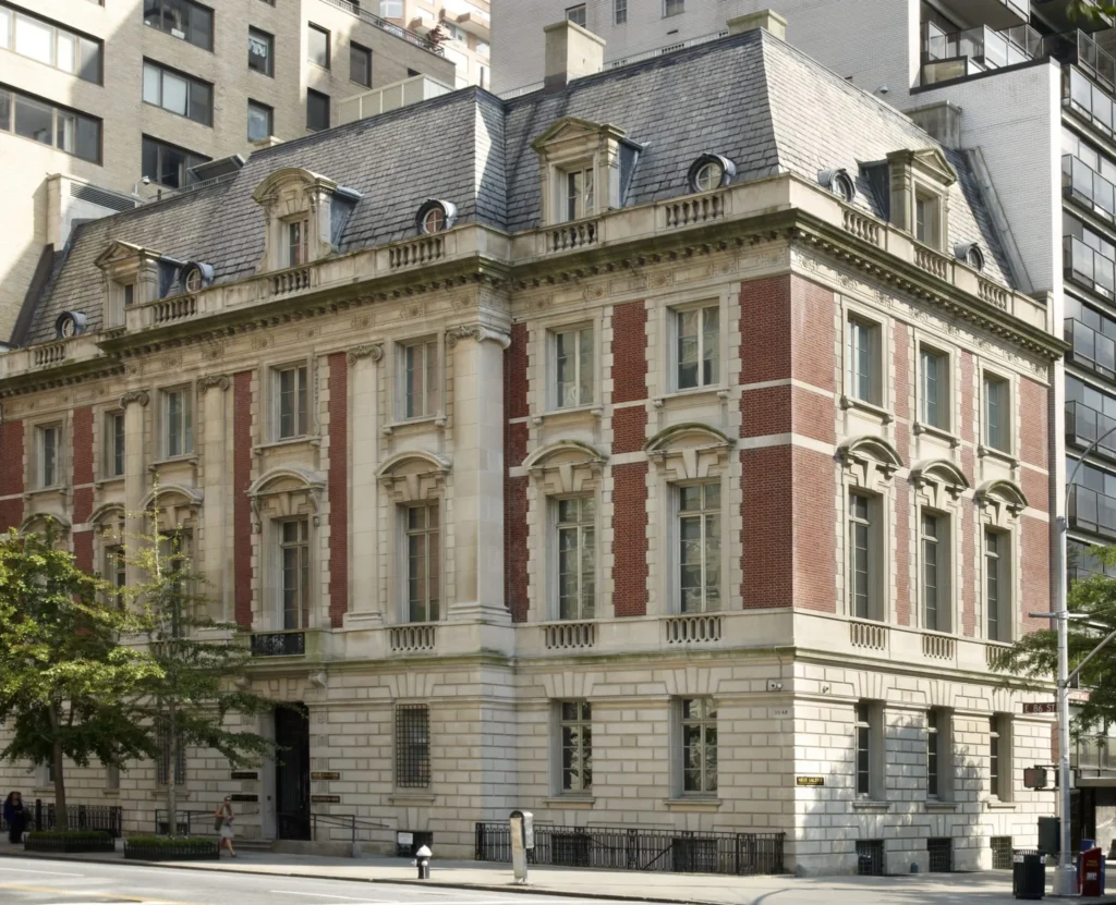Neue Galerie
neue galerie new york
Ronald Lauder art collection