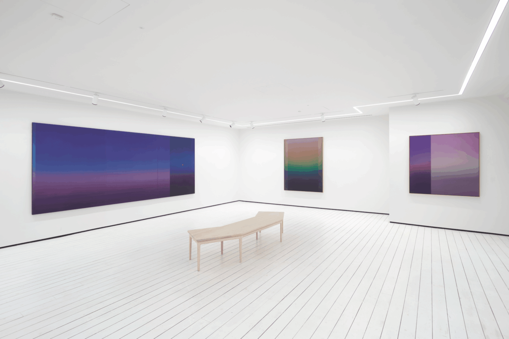 Theo Pinto brings ‘The Weight of Light’ to London, where colour becomes atmosphere 1 51 GC CADOGAN GALLERY THEO PINTO INSTALLATION VIEW Low Res 1 1