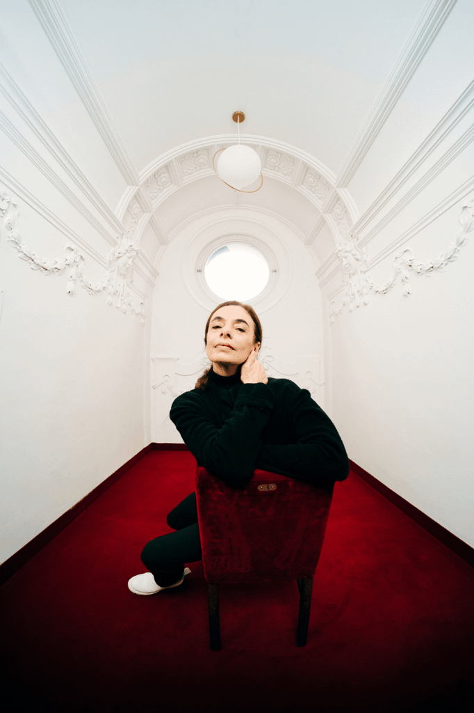 We bring light: Alessandra Ferri on the essence of ballet 10 Alessandra Ferri
alessandra ferri interview
Vienna State Ballet
contemporary ballet