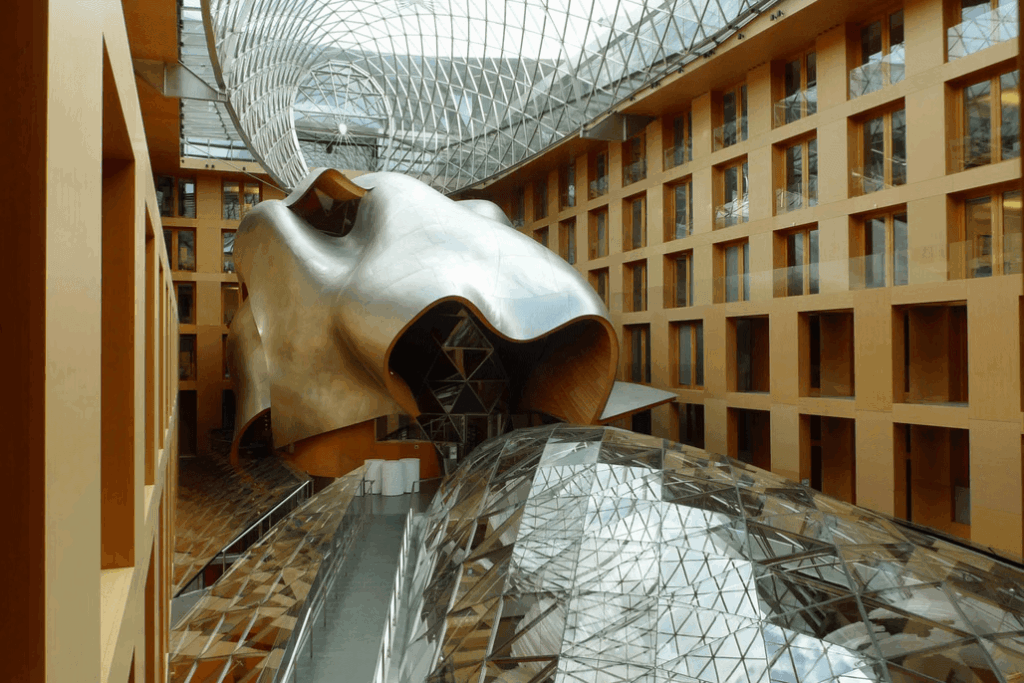Frank Gehry retrospective
Frank Gehry sketches
deconstructivist architecture