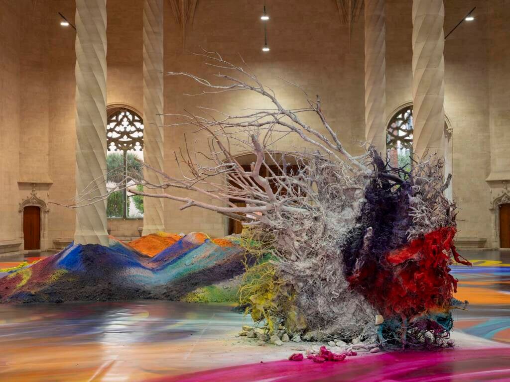Katharina Grosse site specific art installation