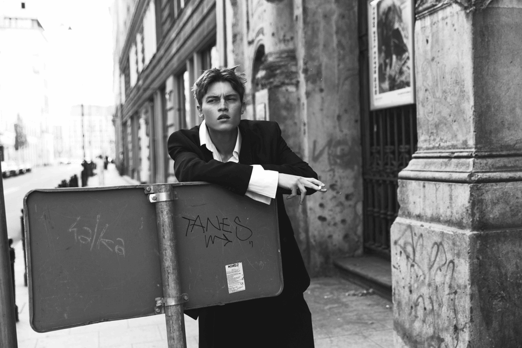 LEO 8 fashion editorials