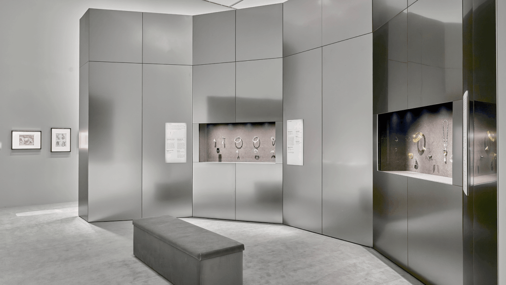 Cartier jewels
Cartier exhibition
Cartier archives