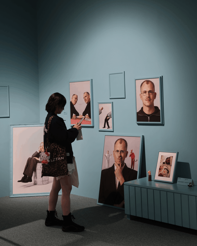Max Siedentopf: Exploring the Boundaries and Making the Ordinary Extraordinary 24 Max Siedentopf
art and humor
absurdity in art
