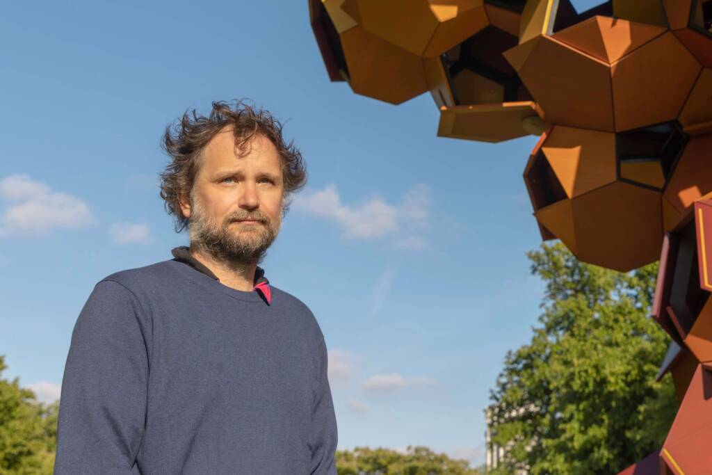‘Ancestral Futures,’ Tomás Saraceno's upcoming project, imagines new ways of living beyond human boundaries 2 Tomás Saraceno
Tomás Saraceno interview
Aerocene
spider web installation
More than Human