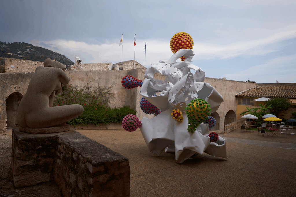 Arne Quinze Joana Vasconcelos site specific art installation outdoor sculpture exhibition