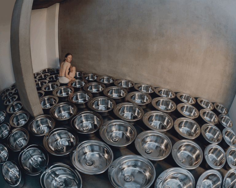 Lisa Jahovic Humour in art analogue photography everyday objects in art