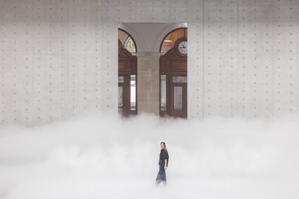 Paris Haute Couture Week
Haute Couture Week
Paris exhibitions
