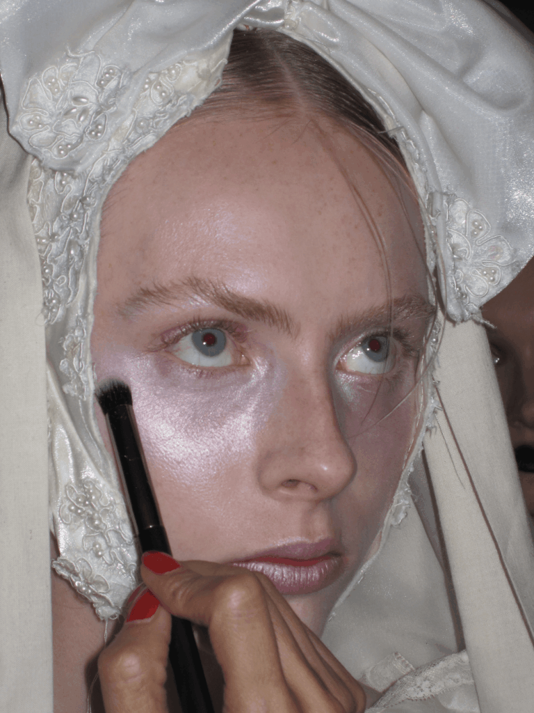 Fara Homidi’s vision of honest, slow beauty 12 Fara Homidi
fara homidi makeup artist
makeup philosophy