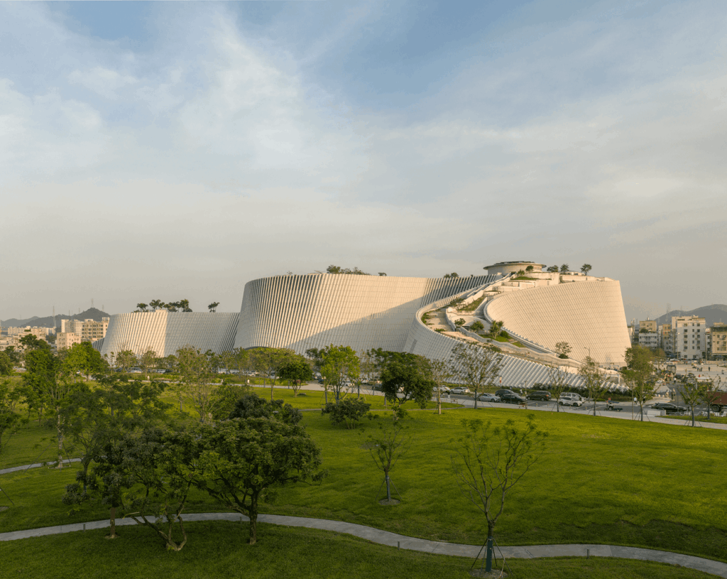 Shenzhen Natural History Museum
museum architecture
sustainable architecture
