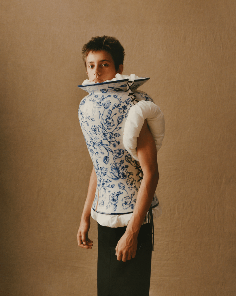 A Garden, Not a Brand: Daniel del Valle on Letting Things Grow 6 Daniel del Valle
LVMH Prize
Thevxlley
wearable sculpture