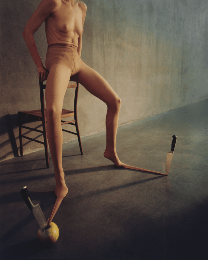 For Lisa Jahovic, time is material 2 Lisa Jahovic
Humour in art
analogue photography
everyday objects in art