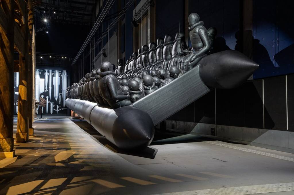 Ai Weiwei unveiled ‘Button Up!’: monumental works that confront power and collective memory 6 Ai Weiwei artworks
Chinese artist
ai weiwei interview
button up ai weiwei exhibition