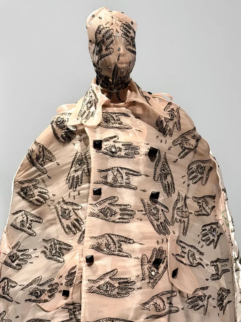 Paris Haute Couture Week
Haute Couture Week
Paris exhibitions