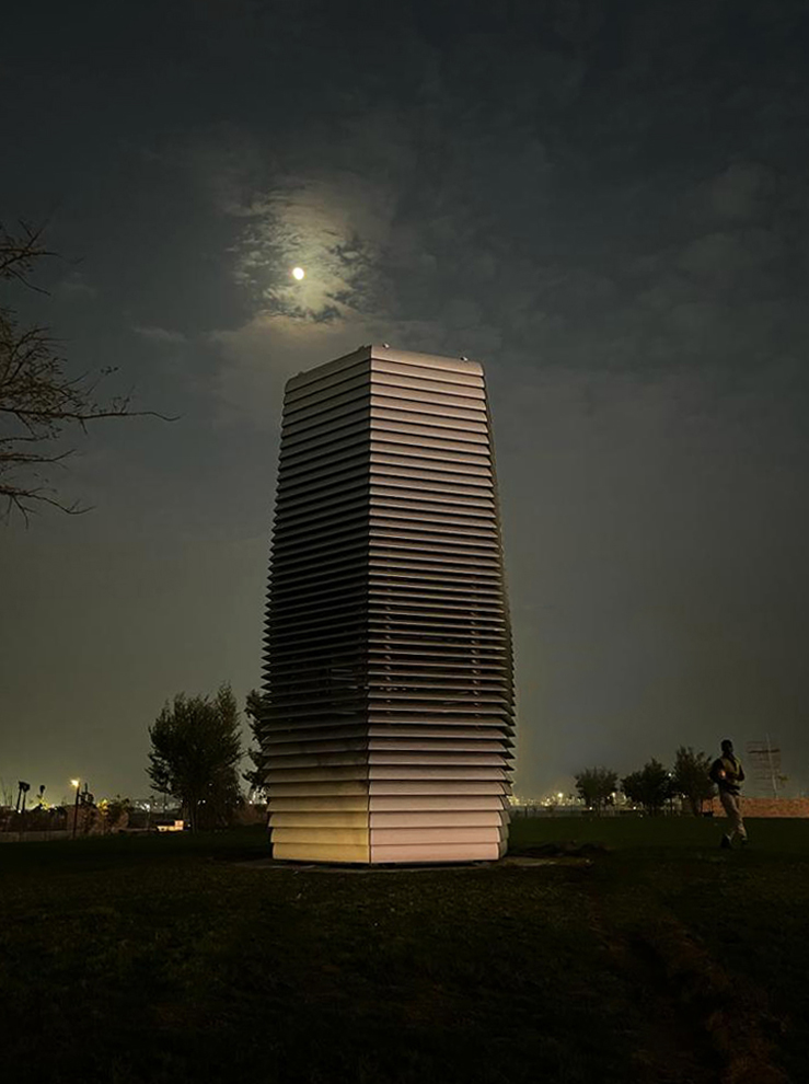 Daan Roosegaarde’s quiet campaign for a better world 2 Daan Roosegaarde
Landscapes of the future
environmental art
Smog Free Tower
environmental awareness
