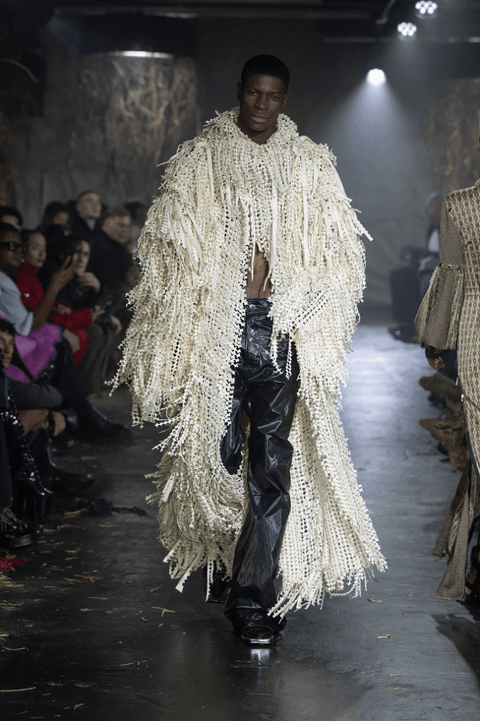 Maximilian Raynor
emerging fashion designers
deadstock fashion
independent fashion designer