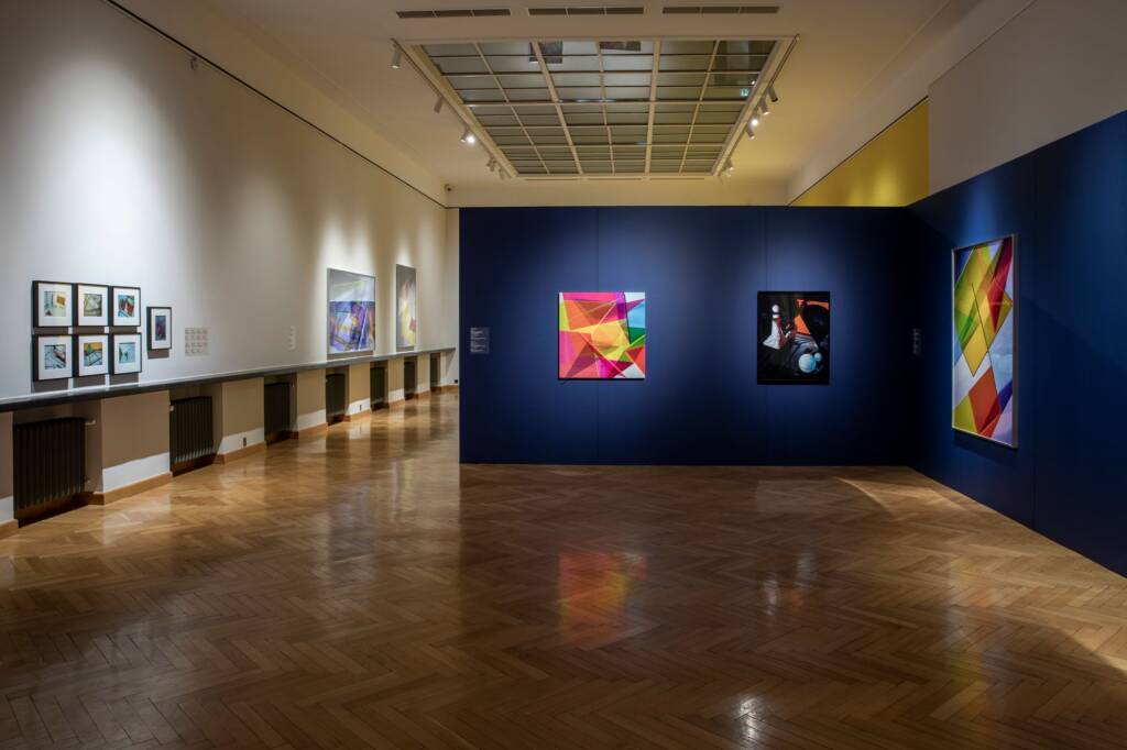 Barbara Kasten in Lithuania: Post-Abstraction and the art of making light visible 3 barbara kasten
barbara kasten photography
abstract photography