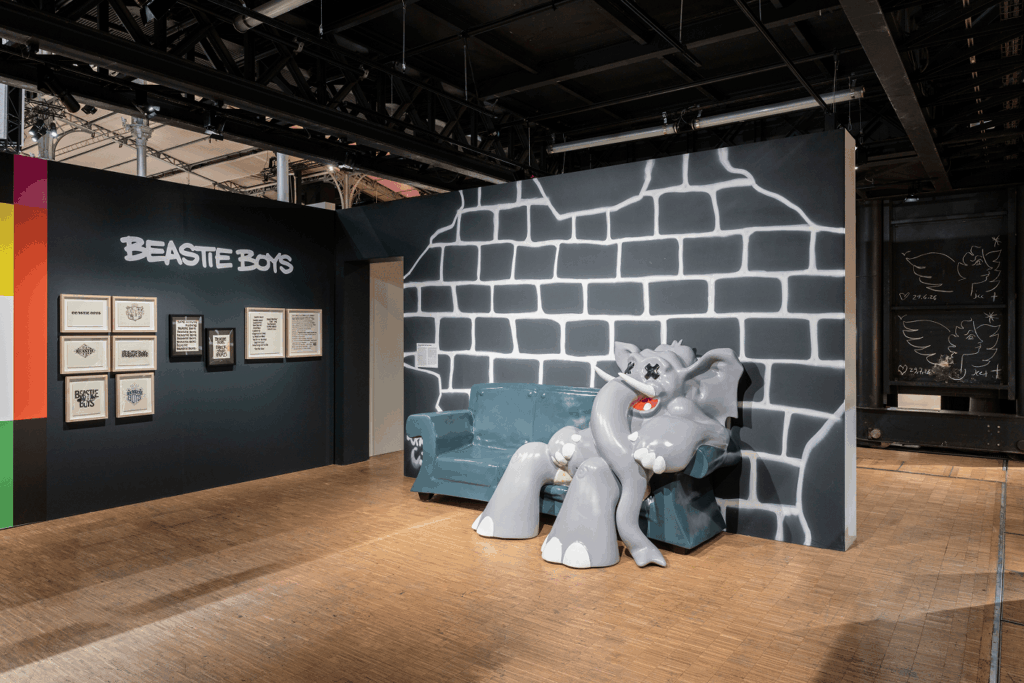 Roger Gastman
beyond the streets
graffiti culture
street artists