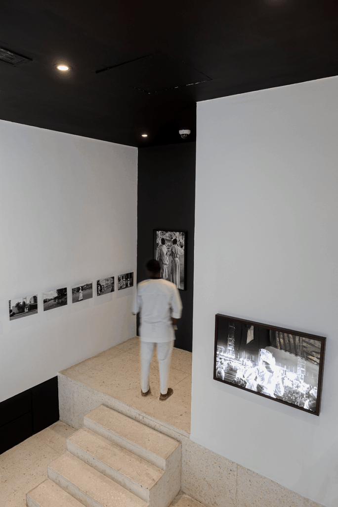 Stephen Tayo turns the sacred garment into a portrait of faith and belonging 5 Stephen Tayo
contemporary photography