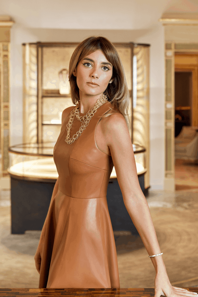 Lucrezia Buccellati
 jewelry design
buccellati jewelry
Italian craftsmanship