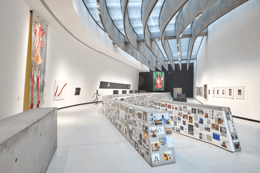 Italian contemporary art
Maurizio Cattelan
postwar art