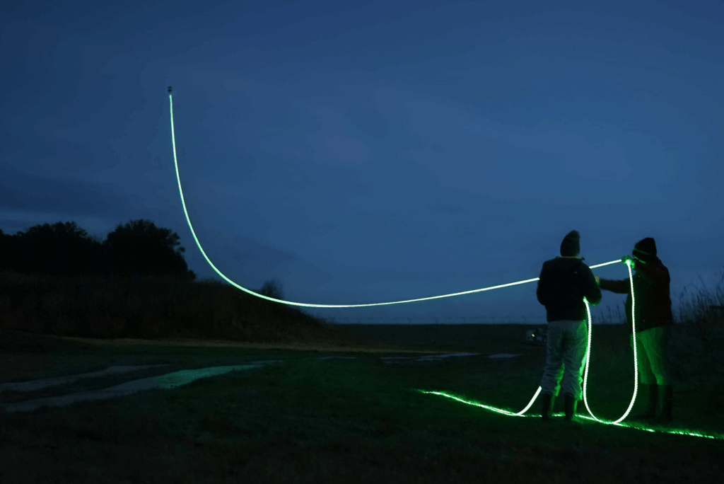 Daan Roosegaarde’s quiet campaign for a better world 24 Daan Roosegaarde
Landscapes of the future
environmental art
Smog Free Tower
environmental awareness