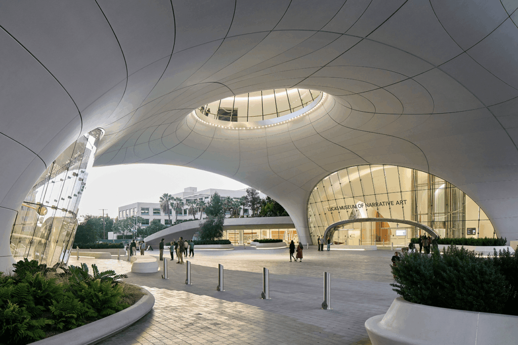 Lucas Museum of Narrative Art
visual storytelling
Lucas Museum of Narrative Art opening