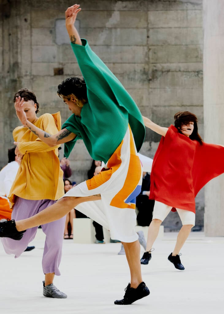 HOMME PLISSÉ ISSEY MIYAKE
capsule collection