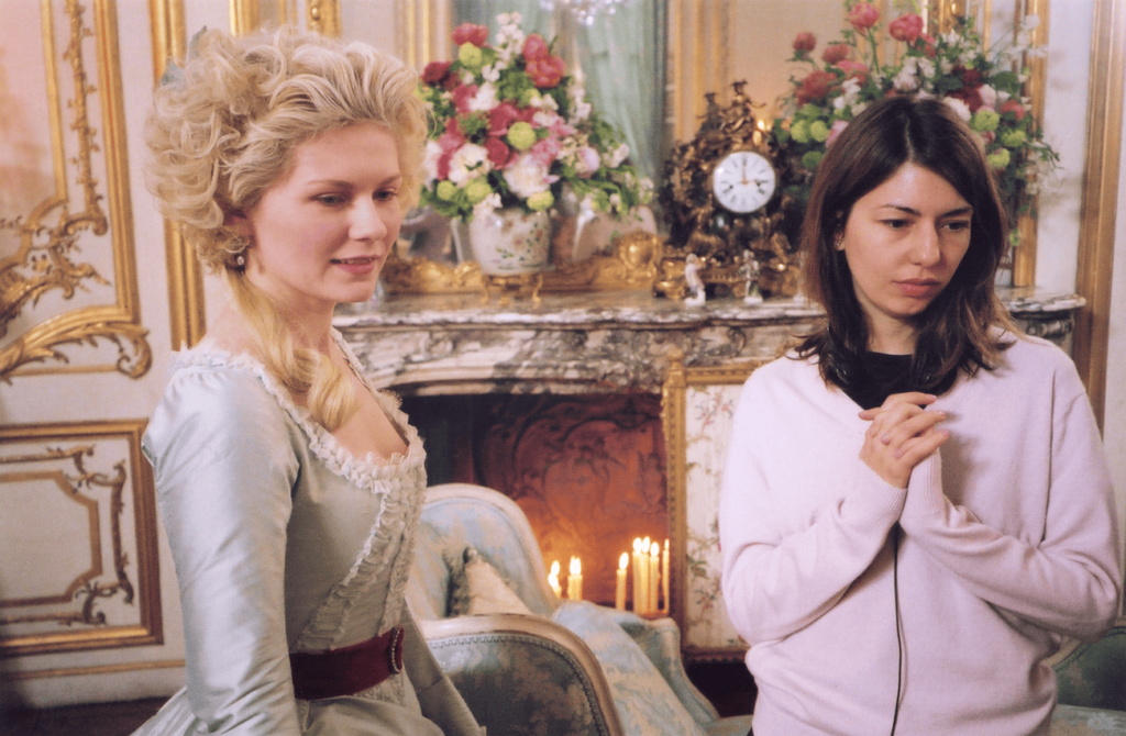 Home 10 Marie Antoinette exhibition Queen of France