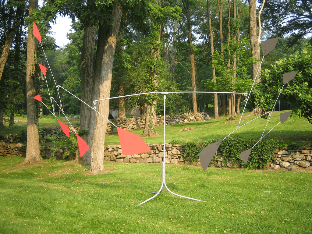 From freedom to experiment and Alexander Calder's Postwar art, on display at Hauser & Wirth Paris 1 Alexander Calder
Alexander Calder mobiles
Kinetic sculptures
