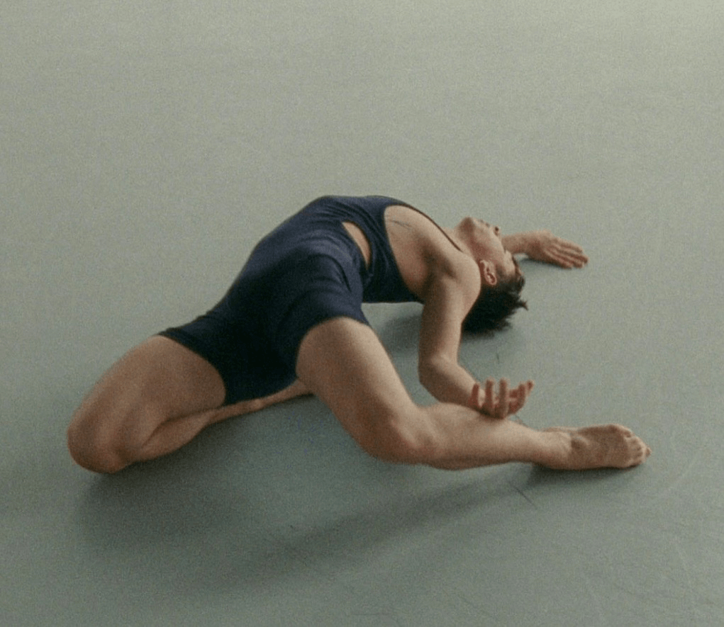 Flux and flow states: Max Cookward on contemporary choreography and image-making 19 Max Cookward
contemporary choreography
dance in music videos