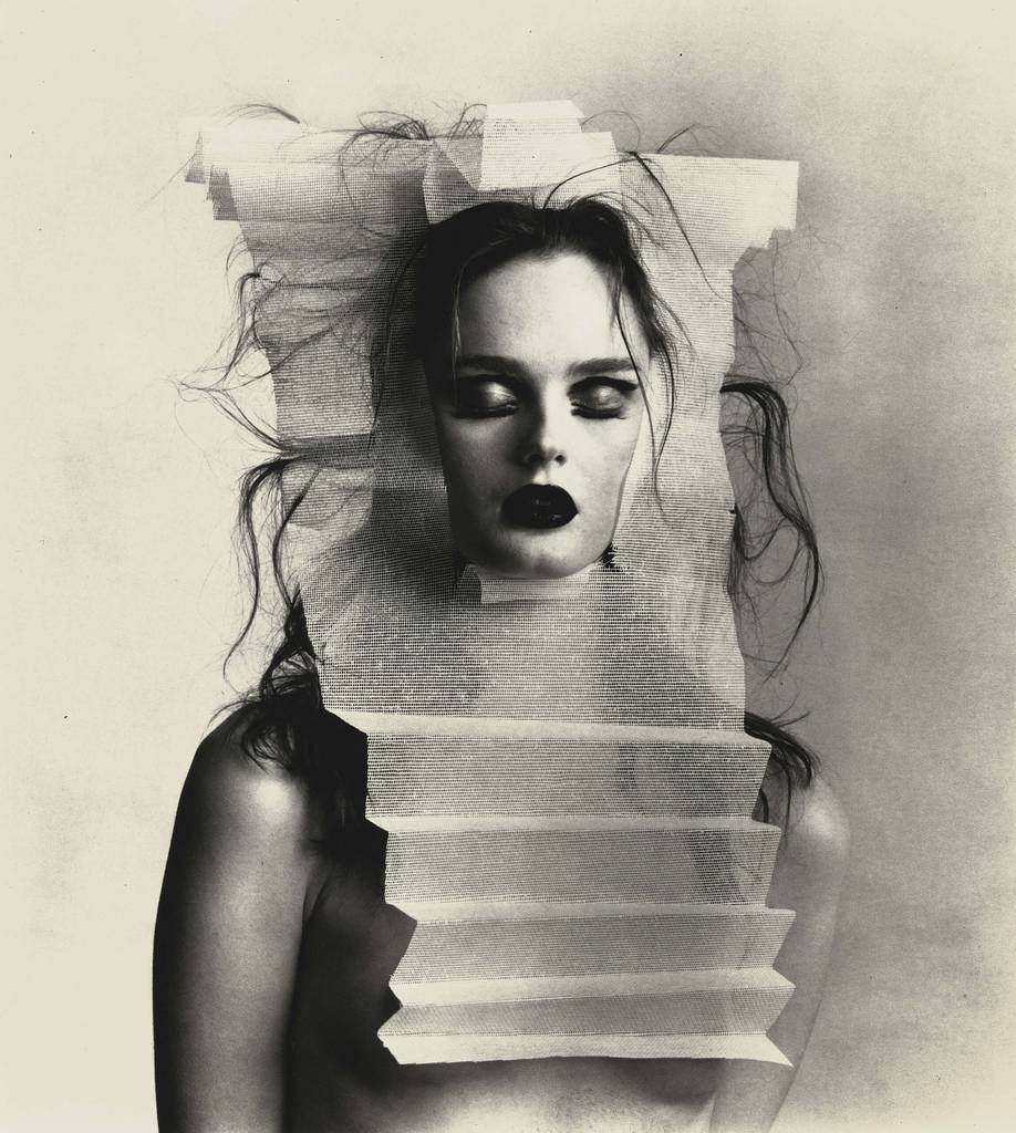 From Vogue covers to sculptural couture, Irving Penn’s fashion legacy comes to Paris 1 vogue covers
Penn & Fashion
Irving Penn fashion photography