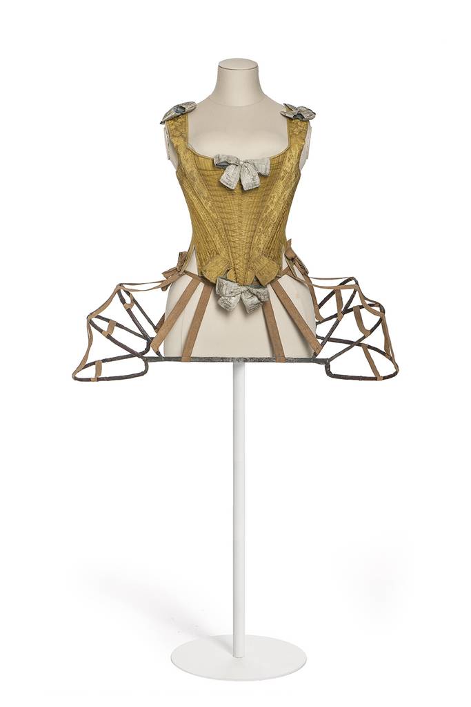 From thread to treasure: ‘Look! 40 Years of Fashion’ celebrates Parisian fashion heritage 3 40 Years of Fashion
fashion archives
couture techniques