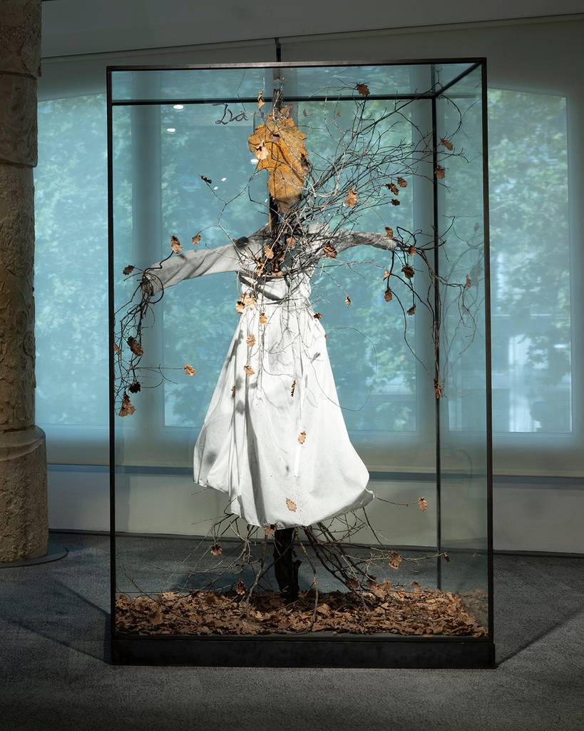 The hidden life of things: Anselm Kiefer’s art of history, nature and transformation 4 Anselm Kiefer
monographic exhibition