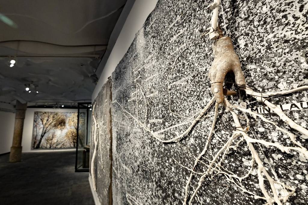 The hidden life of things: Anselm Kiefer’s art of history, nature and transformation 2 Anselm Kiefer
monographic exhibition